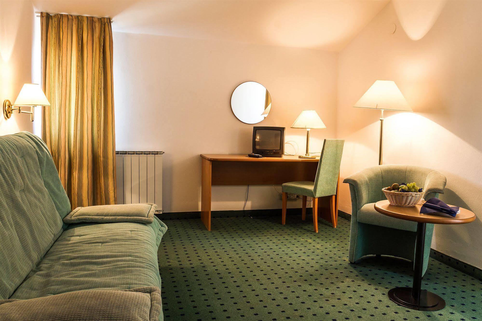 Apartments Vila Barka ポルトローシュ エクステリア 写真